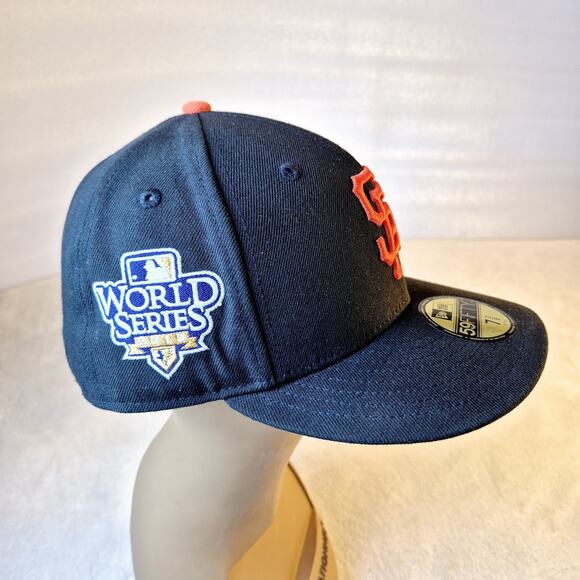 New Era 59Fifty MLB SF Giants 2010 World Series Hat Cap 7 3/8 Fitted On Field - Picture 2 of 10
